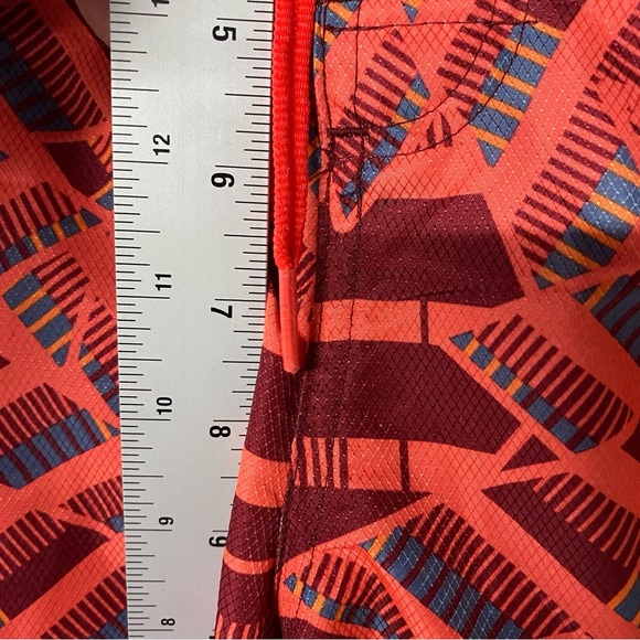 Nike Swim Trunks Men XL Colorful Tie Waist Geometric Board Shorts Mesh Brief 9” - Picture 8 of 11